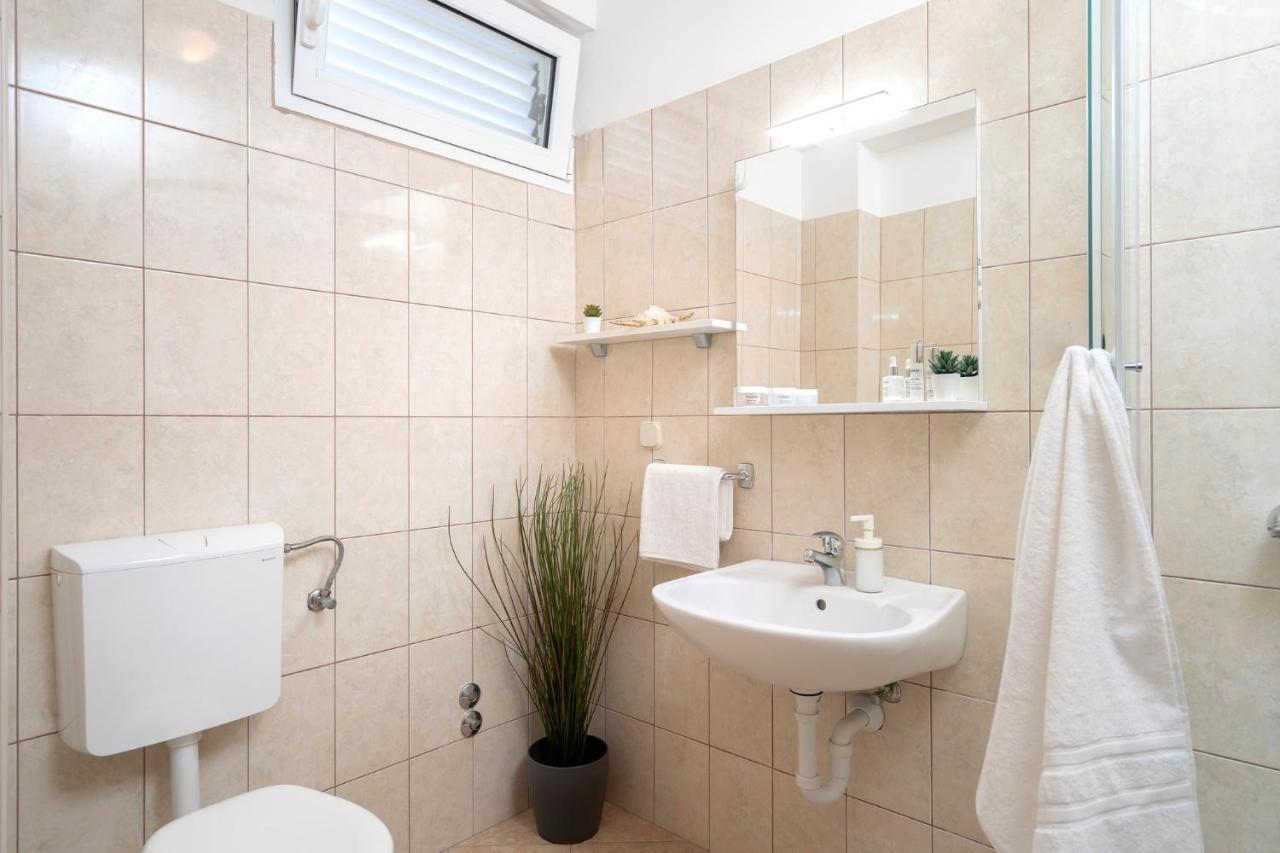 Novak Guesthouse - Zf Hvar Hvar Town Exterior photo