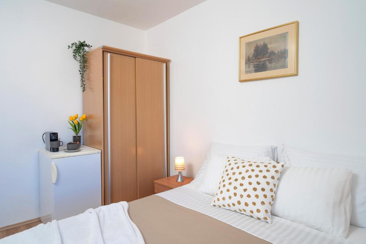 Novak Guesthouse - Zf Hvar Hvar Town Exterior photo